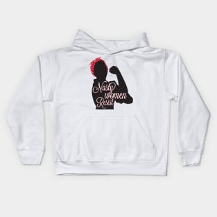 Rosie the Riveter >> resists Kids Hoodie